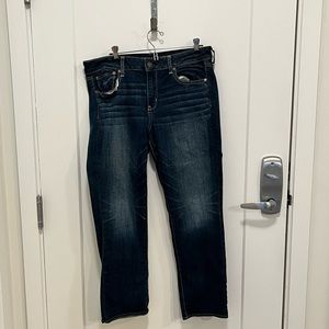 American Eagle Dark Wash Jeans 16 short